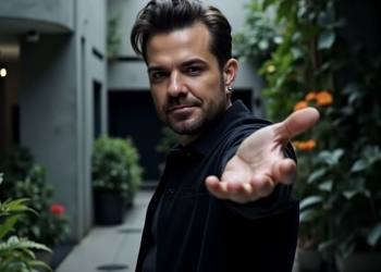 Kenan Doğulu’dan Yapay Zekâ ile Üretilen Klip