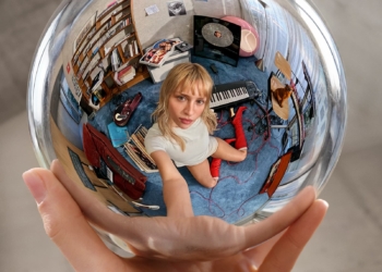 Angèle Yeni Albümüyle Tüm Müzik Platformlarında