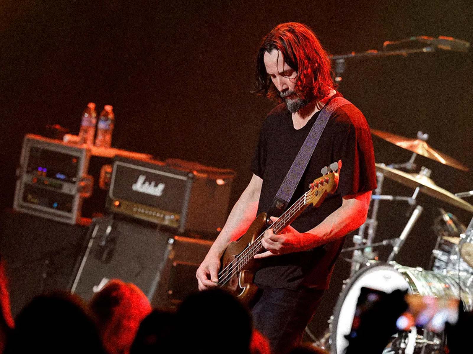 Keanu Reeves’in Müzik Grubu Dogstar’dan Yeni Albüm